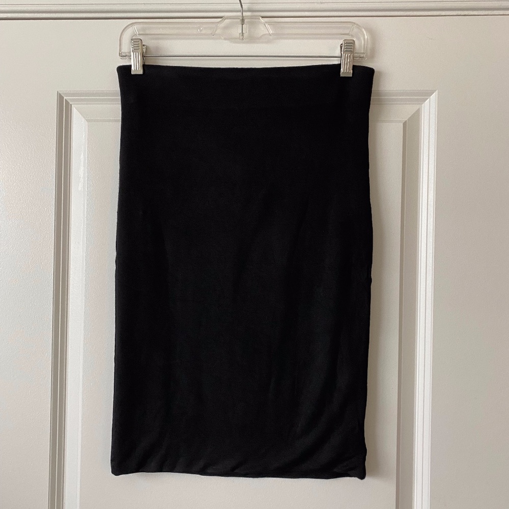LOFT I Black Stretchy Skirt
